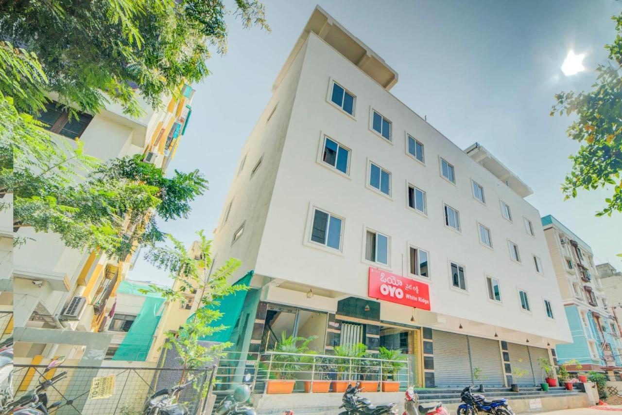 Sururnagar Super Hotel O White Ridge מראה חיצוני תמונה